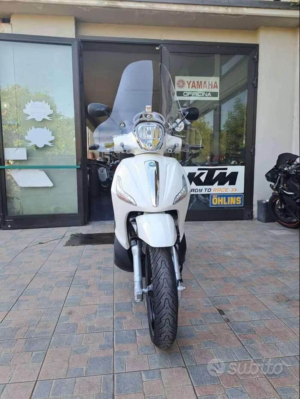 Piaggio Beverly 350 S ABS (2019 - 20)