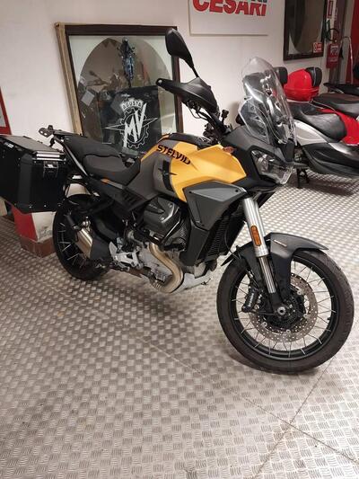 Moto Guzzi Stelvio PFF (2024 - 25) usata