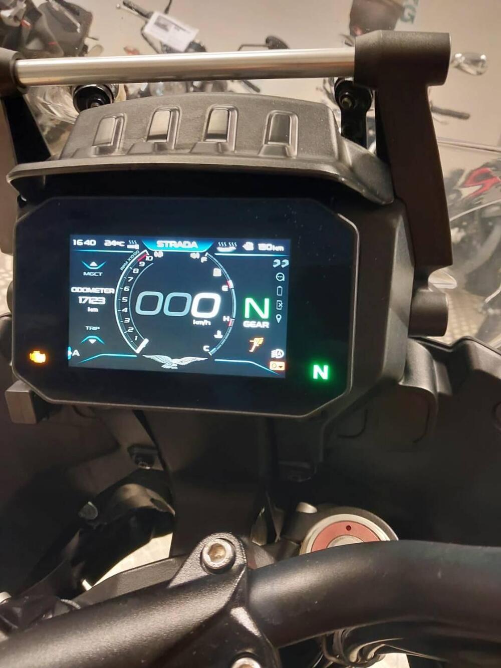 Moto Guzzi Stelvio PFF (2024 - 26) (4)