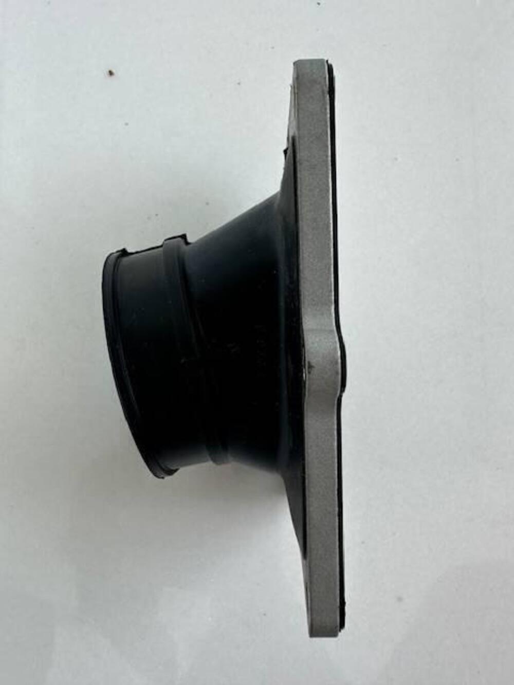 Collettore di aspirazione 350 86 KTM nuovo. (2)