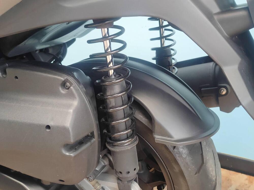 Kymco X-Town 300i ABS (2016 - 20) (14)