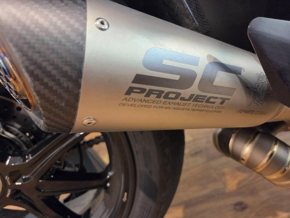 MV Agusta Dragster 800 RC SCS (2022 - 25) (14)