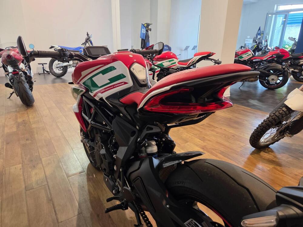 MV Agusta Dragster 800 RC SCS (2022 - 25) (16)