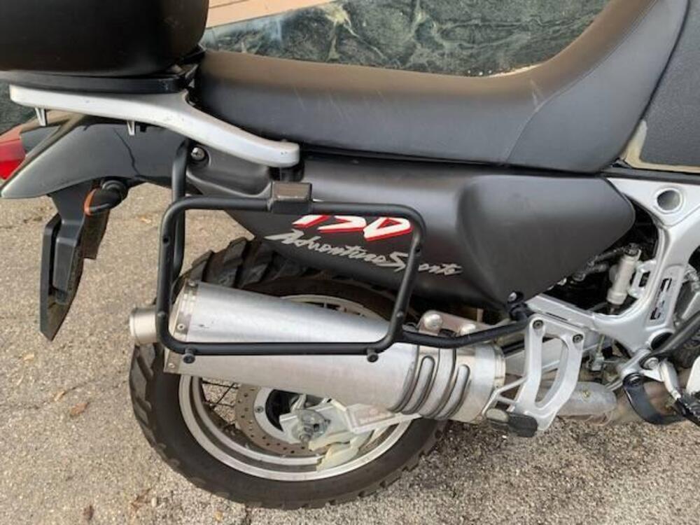 Honda Africa Twin XRV 750 (1996 - 02) (9)