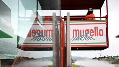 Formula 1, Ferrari al Mugello: Charles Leclerc in azione con gli pneumatici Pirelli 2026