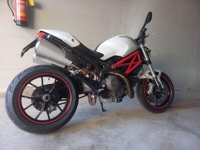 Ducati Monster 796 (2010 - 13) usata