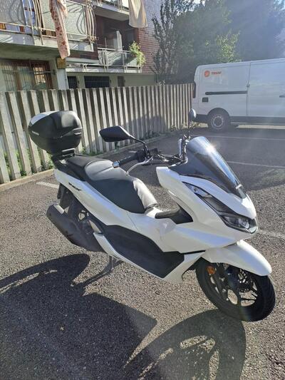 Honda PCX 125 (2021 - 24) usata