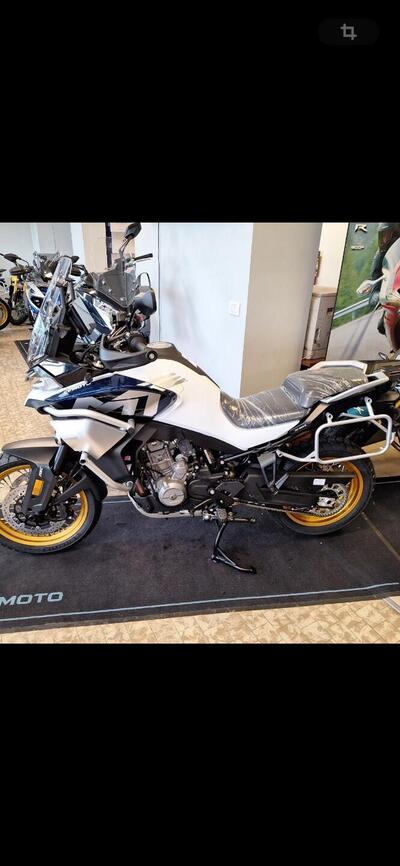 CFMOTO 800MT Explore (2023 - 25) usata