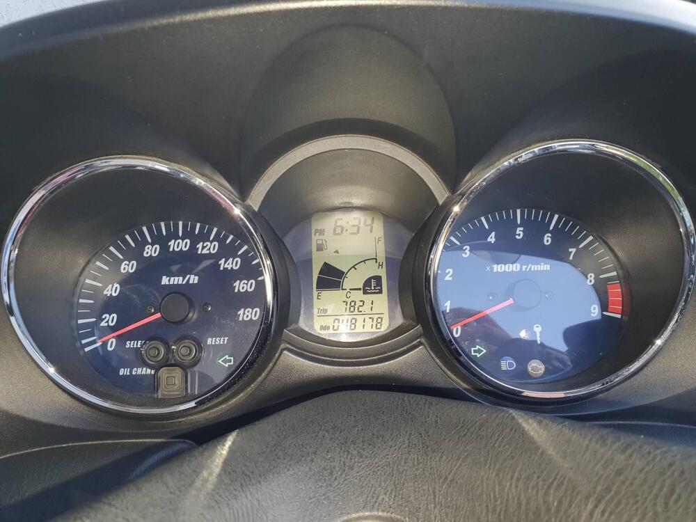 Yamaha Majesty 400 (2004 - 08) (2)