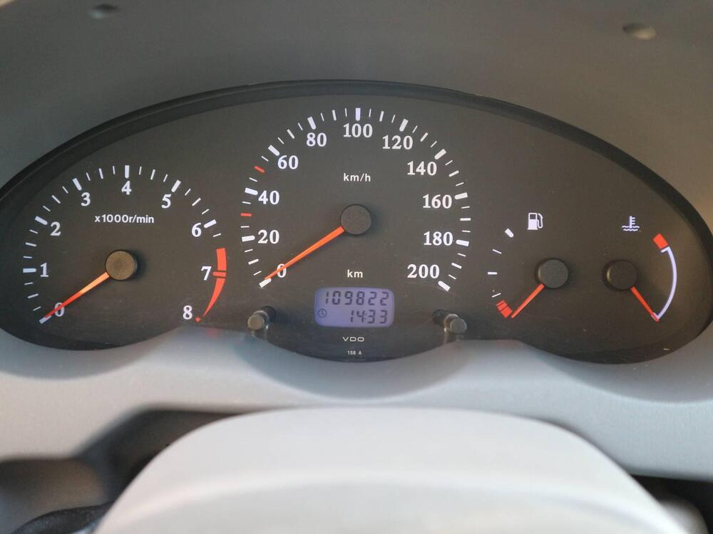Nissan Micra usata a Padova (13)