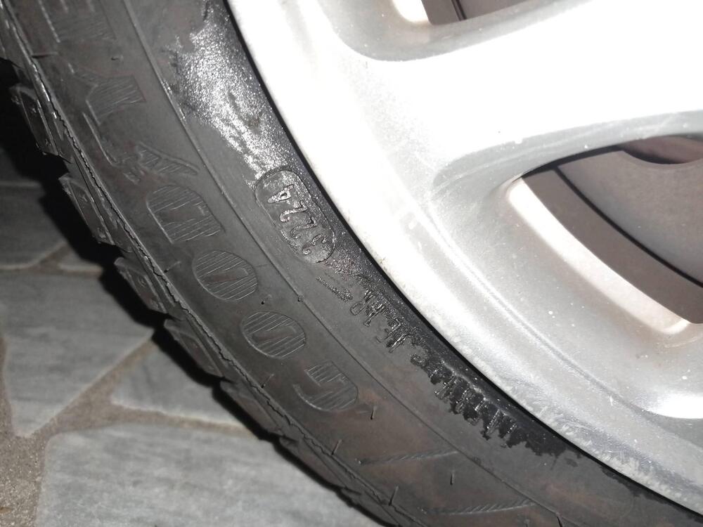 Nissan Micra usata a Padova (16)