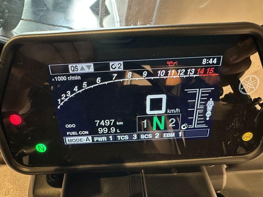 Yamaha YZF R1 (2020 - 25) (5)