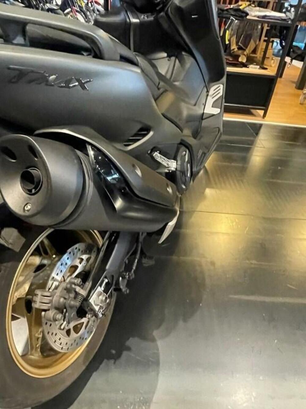 Yamaha T-Max 560 Tech Max (2021) (4)