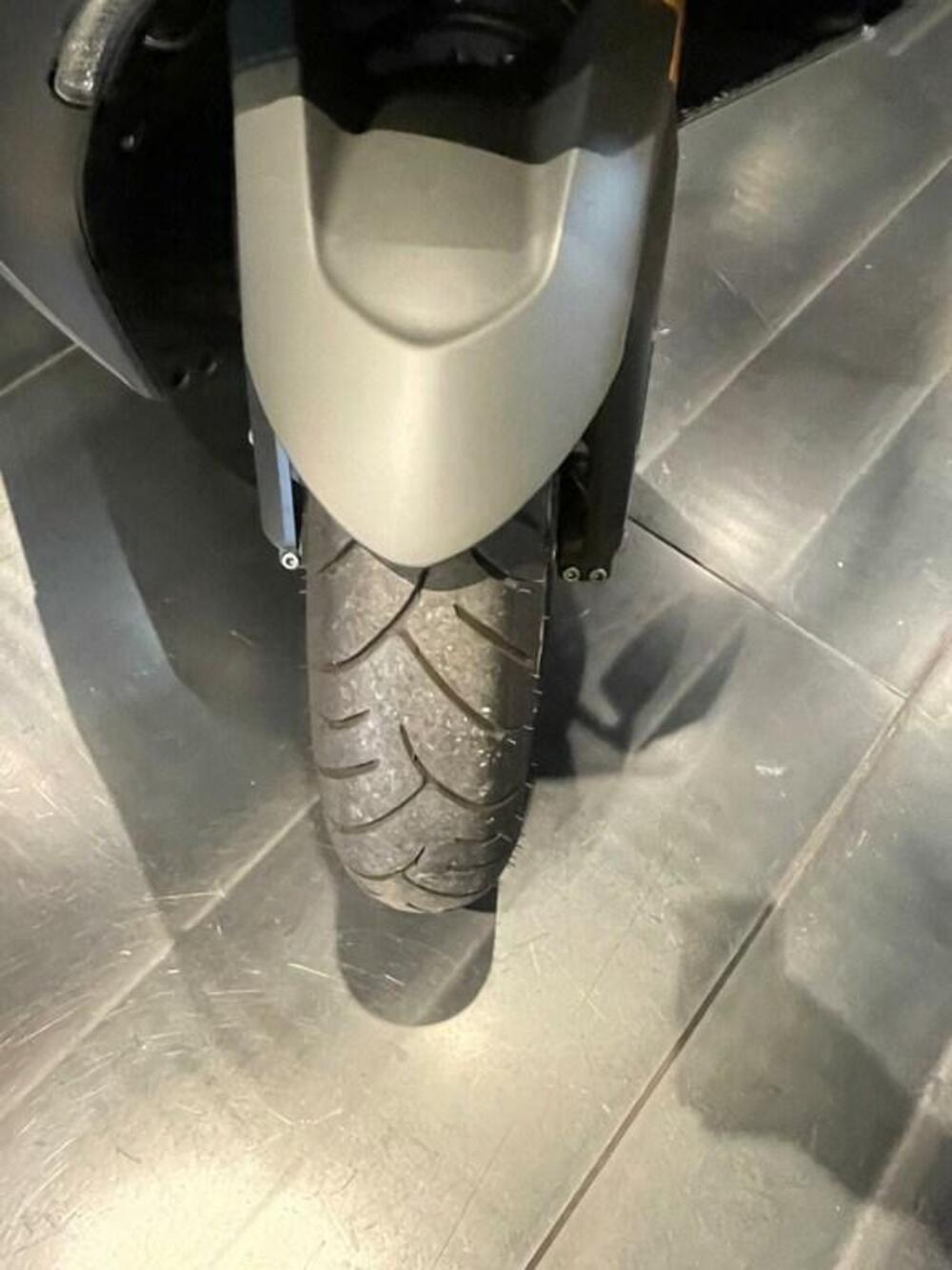 Yamaha T-Max 560 Tech Max (2021) (10)