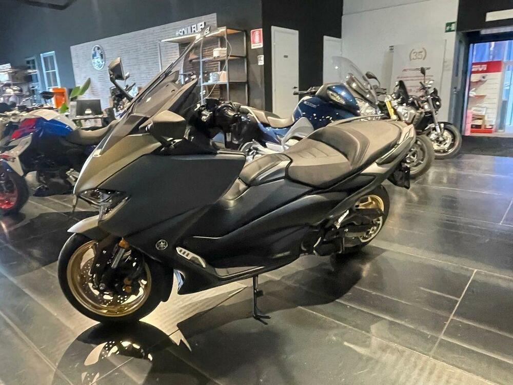 Yamaha T-Max 560 Tech Max (2021) (9)