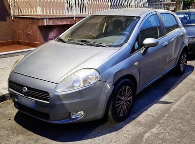 Fiat Grande Punto 1.9 MJT 120 CV 5 porte Emotion del 2006 usata a Catania