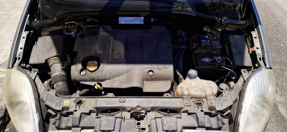 Fiat Grande Punto usata a Catania (8)