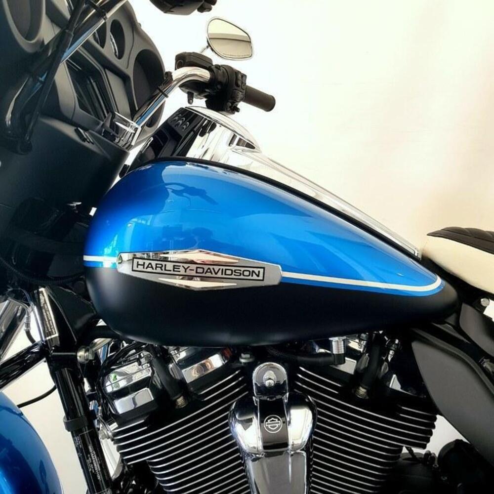 Harley-Davidson 114 Electra Glide Revival (2021 - 22) (10)