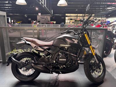 Moto Morini SEIEMMEZZO SCR (2022 - 25) usata