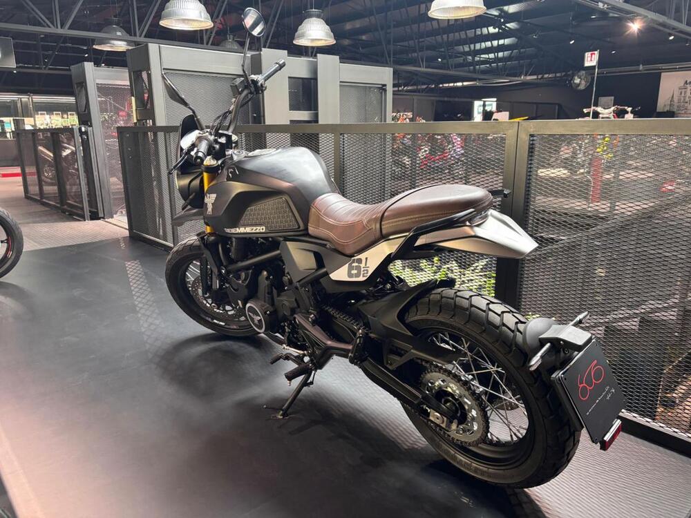 Moto Morini SEIEMMEZZO SCR (2022 - 26) (4)