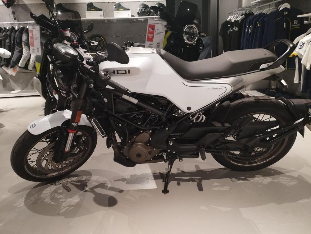 Husqvarna Vitpilen 401 (2021 - 23) (6)