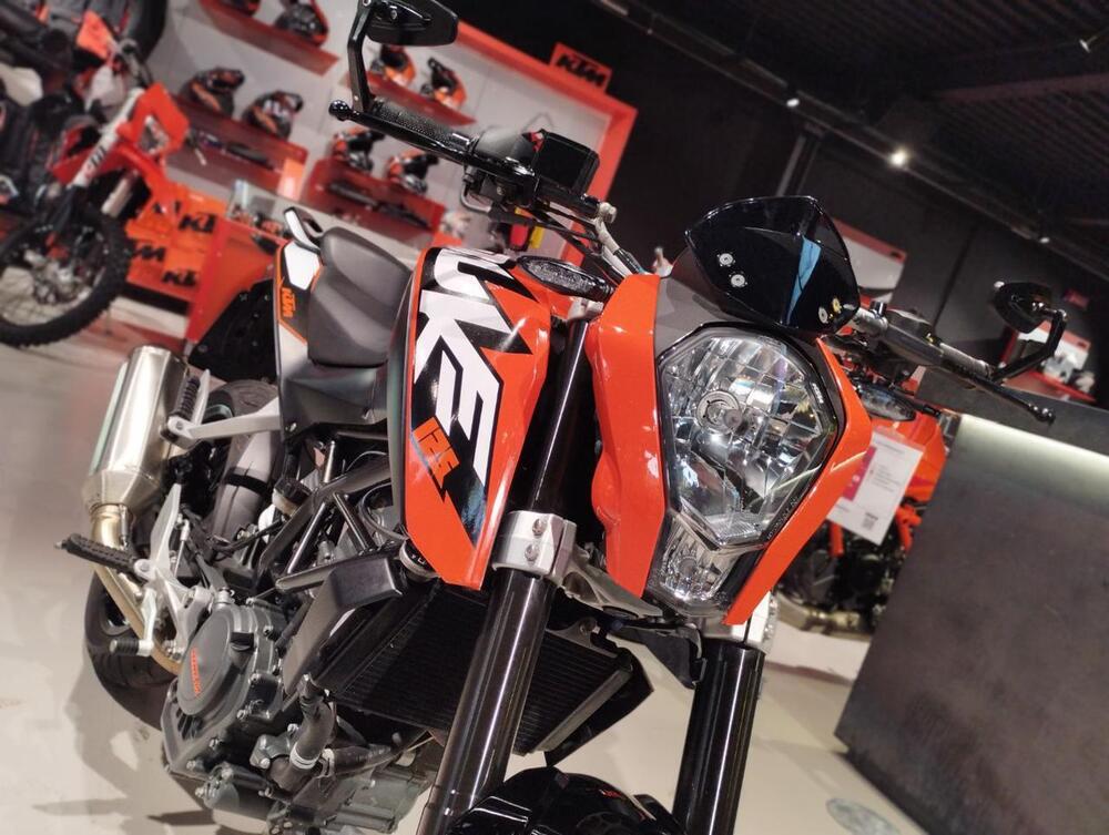 KTM 125 Duke ABS (2013 - 16) (3)