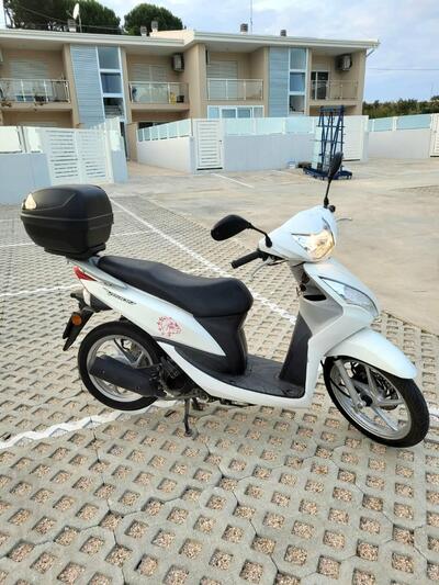 Honda Vision 50 (2011 - 17) usata
