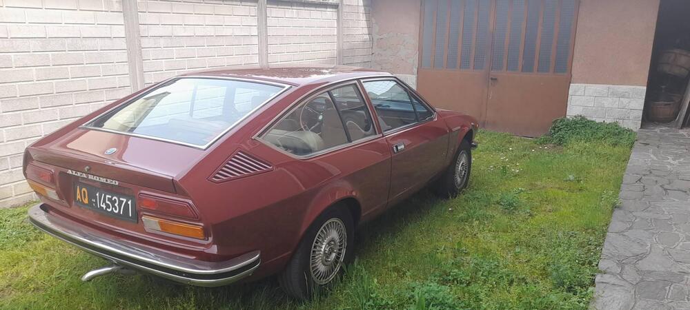 Alfa Romeo Alfetta GT 1600 d'epoca a Milano (3)