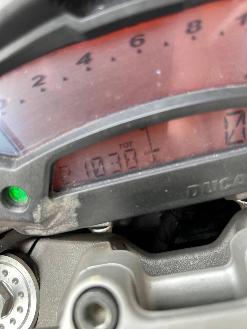 Ducati Monster 696 (2008 - 13) (2)