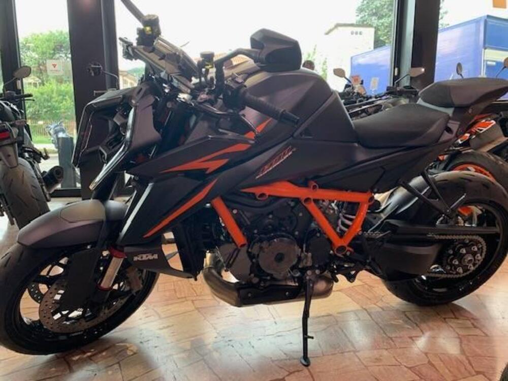 KTM 1390 Super Duke R (2024 - 26) (3)