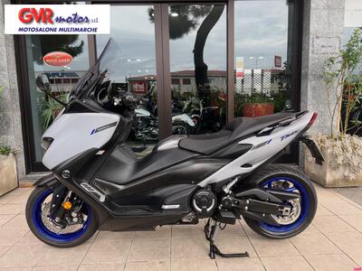 Yamaha T-Max 560 (2020 - 21) usata