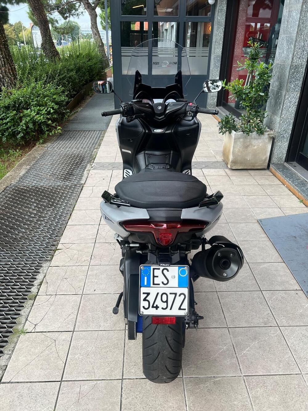 Yamaha T-Max 560 (2020 - 21) (4)