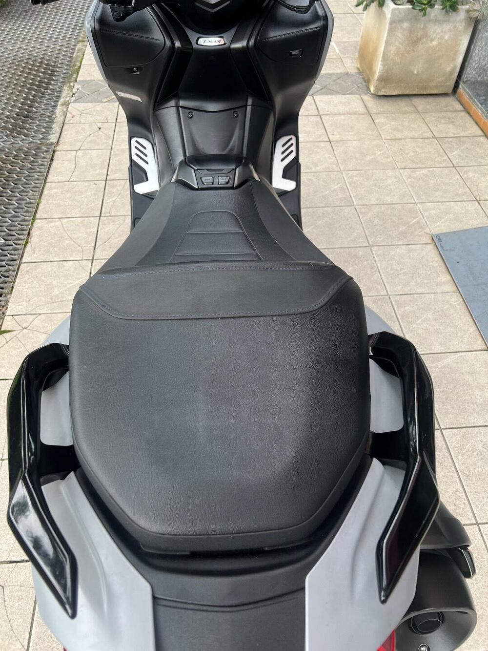 Yamaha T-Max 560 (2020 - 21) (7)