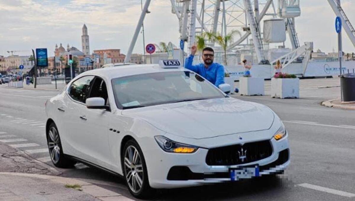 Ti aspetti una Panda e invece… a Bari il taxi è tutta un’altra storia