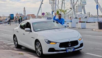 Ti aspetti una Panda e invece&hellip; a Bari il taxi &egrave; tutta un&rsquo;altra storia