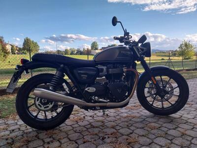 Triumph Street Twin 900 (2021 - 22) usata