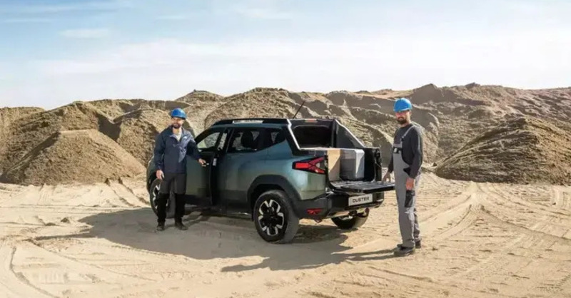 Dacia Duster 2025 si trasforma: dal SUV al pick-up (e spunta anche la versione van)