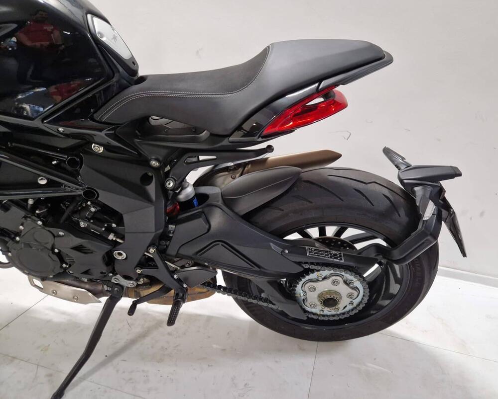 MV Agusta Dragster 800 R (2023 - 25) (6)