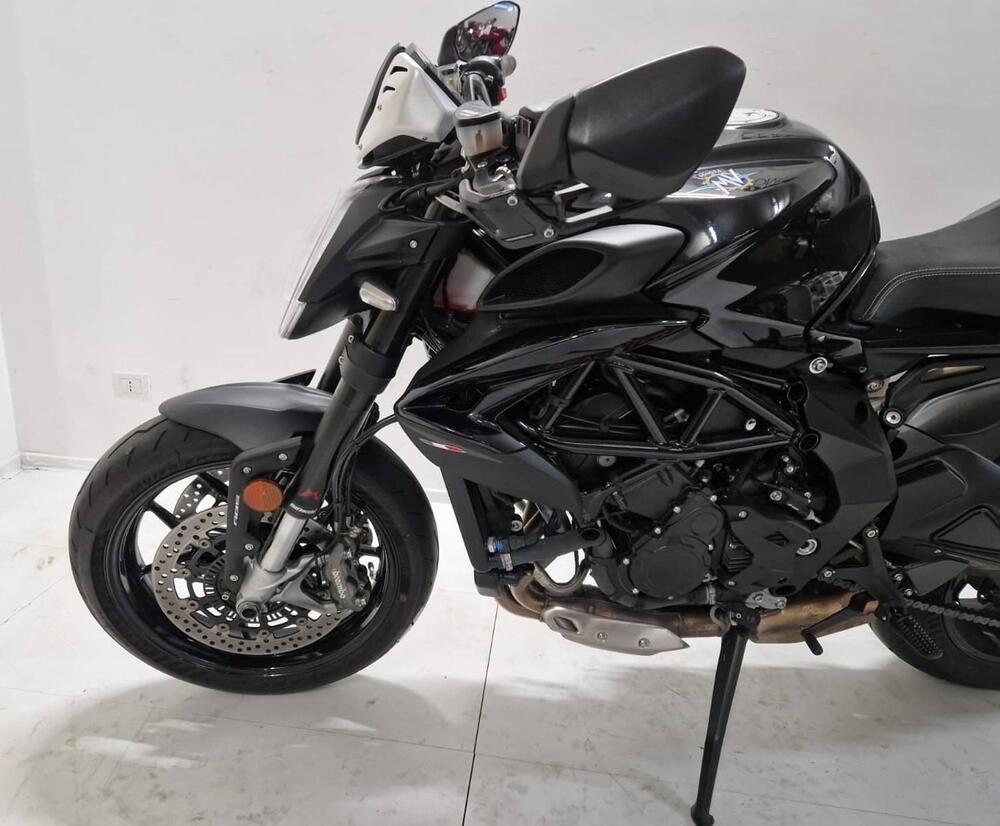 MV Agusta Dragster 800 R (2023 - 25) (7)