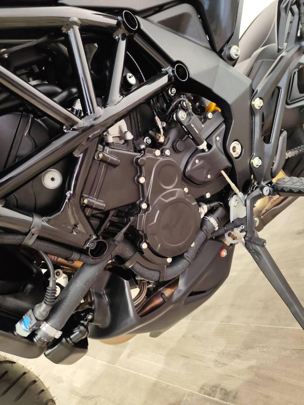 MV Agusta Turismo Veloce 800 Lusso (2021 - 23) (12)