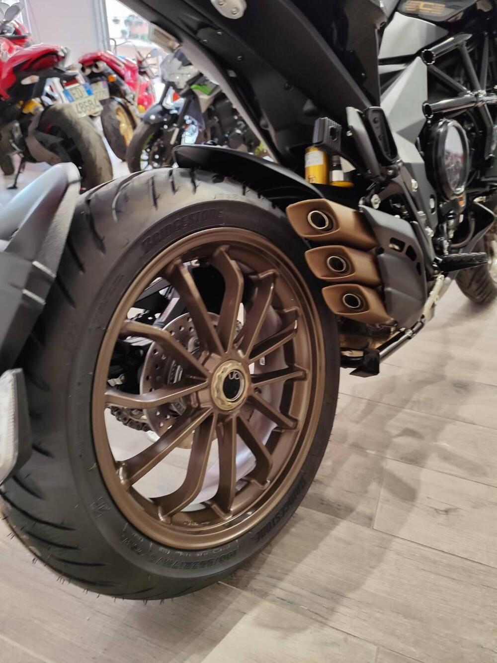 MV Agusta Turismo Veloce 800 Lusso (2021 - 23) (13)