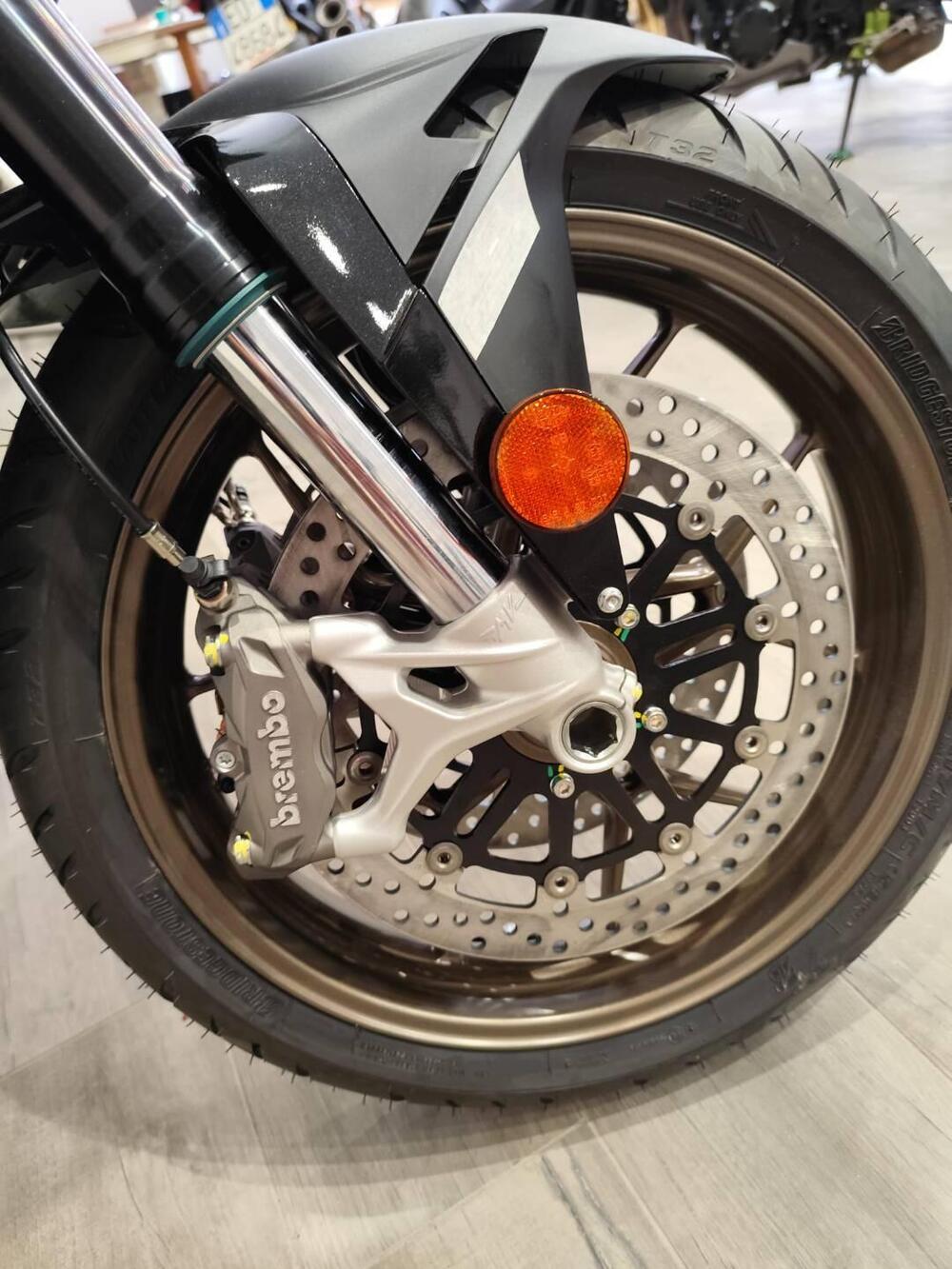 MV Agusta Turismo Veloce 800 Lusso (2021 - 23) (16)