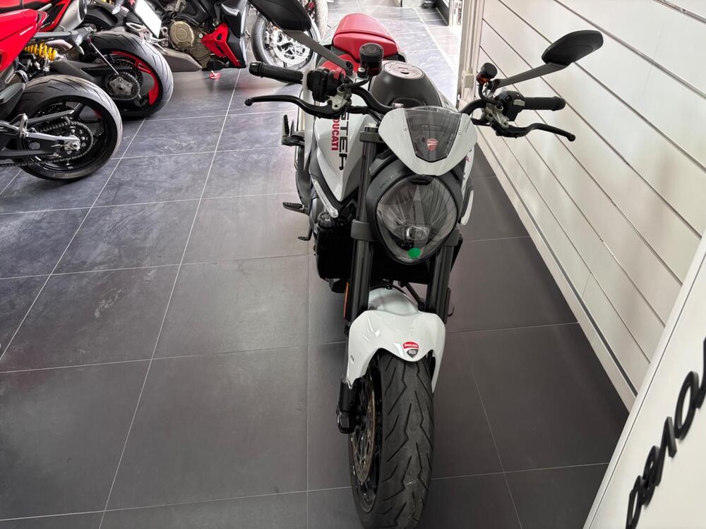 Ducati Monster 937 + (2021 - 25) (9)