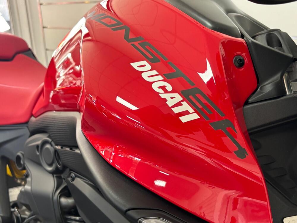 Ducati Monster 937 (2021 - 25) (3)