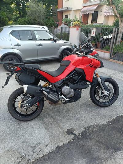 Ducati Multistrada V2 S (2022 - 24) usata