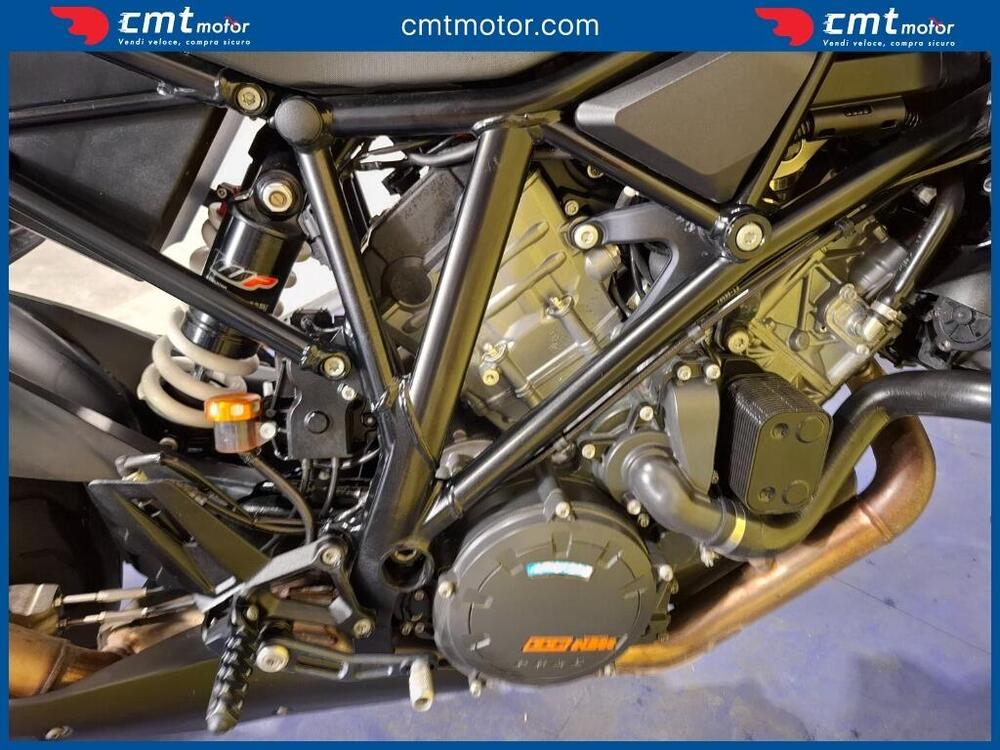 KTM 1290 Super Duke R (2019) (7)