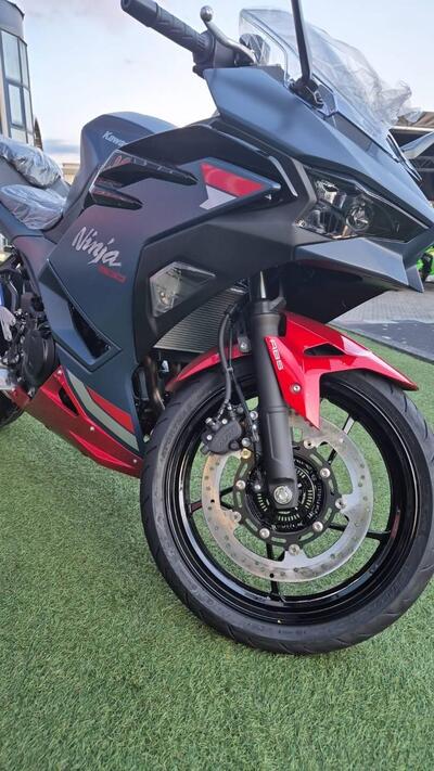 Kawasaki Ninja 500 SE (2024 - 26) nuova