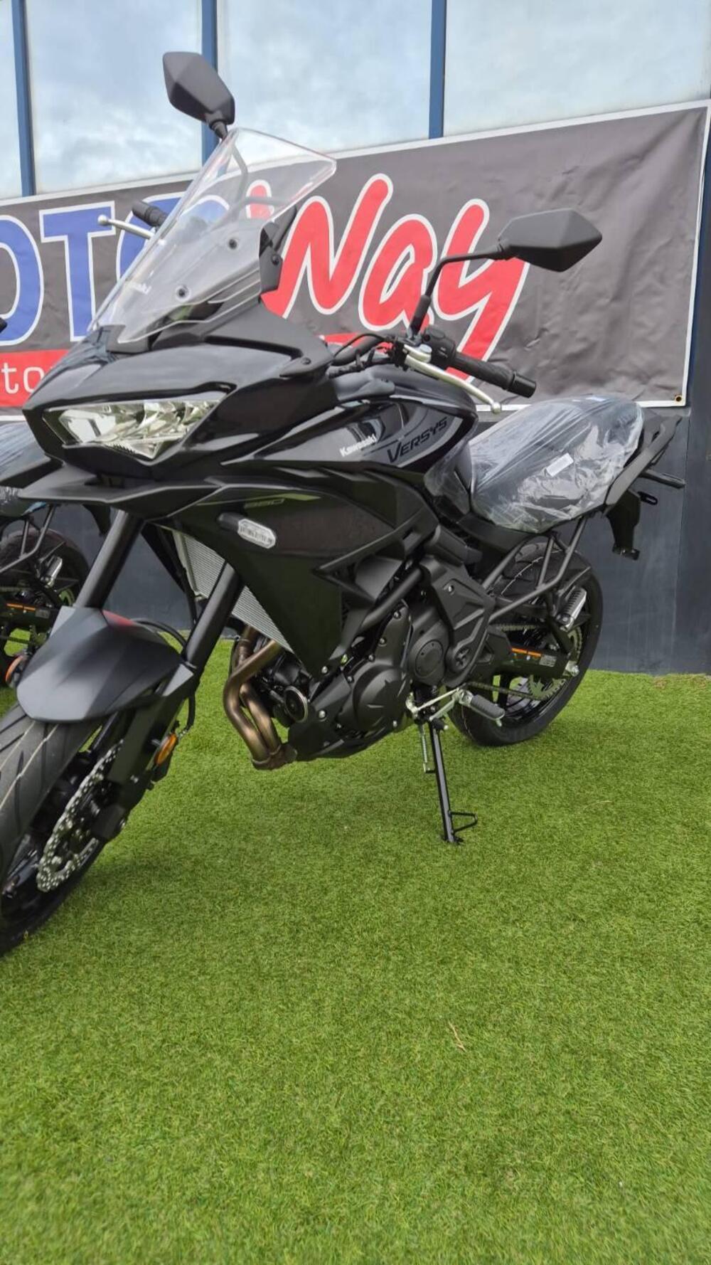 Kawasaki Versys 650 (2025 - 26) (4)