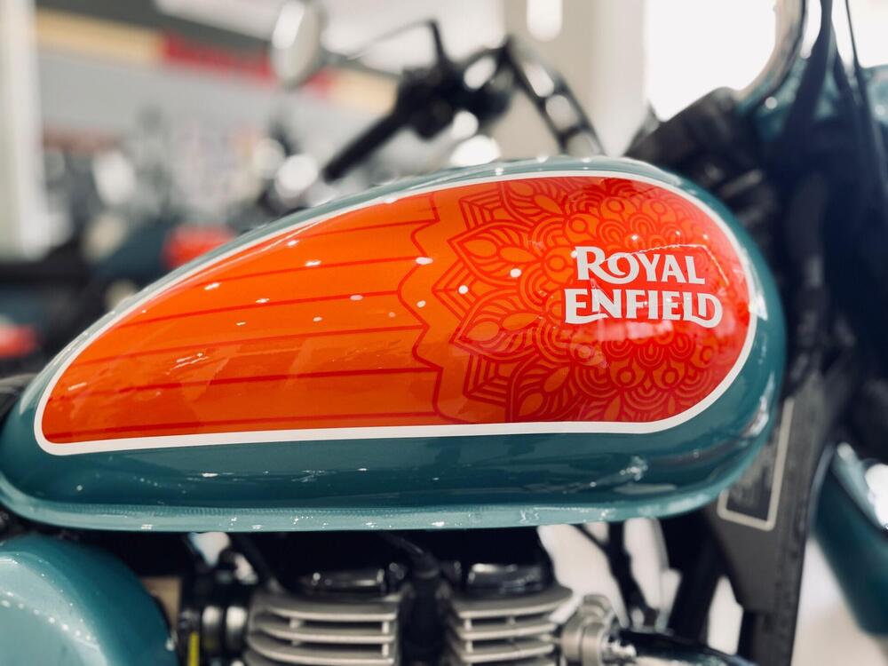 Royal Enfield Classic 350 (2021 - 26) (2)