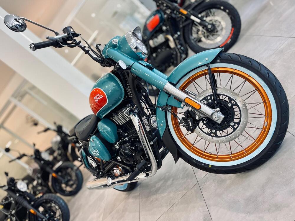 Royal Enfield Classic 350 (2021 - 26) (5)